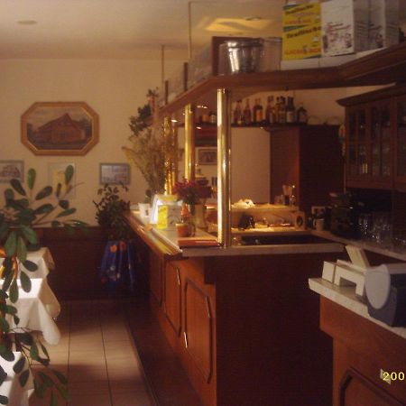 Zeesener Gasthof Hotel Königs Wusterhausen Buitenkant foto