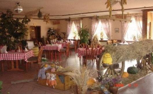 Zeesener Gasthof Hotel Königs Wusterhausen Buitenkant foto
