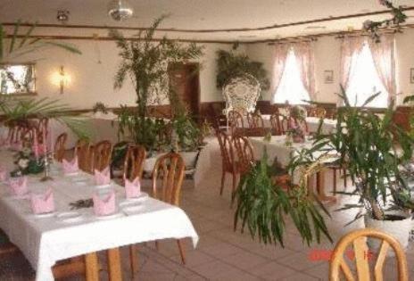Zeesener Gasthof Hotel Königs Wusterhausen Buitenkant foto